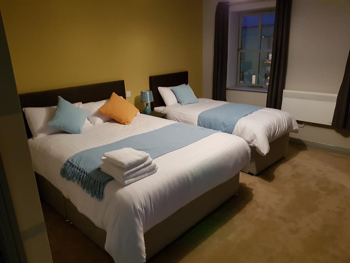 Lynch'S On The Pier Bed and Breakfast Castletownbere Εξωτερικό φωτογραφία